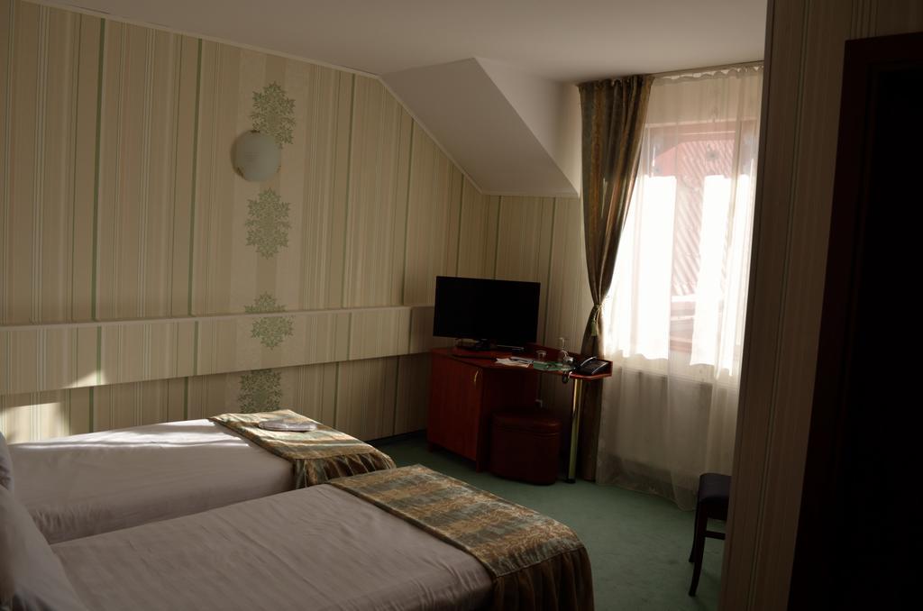 Hotel Rusu Petroşani Extérieur photo